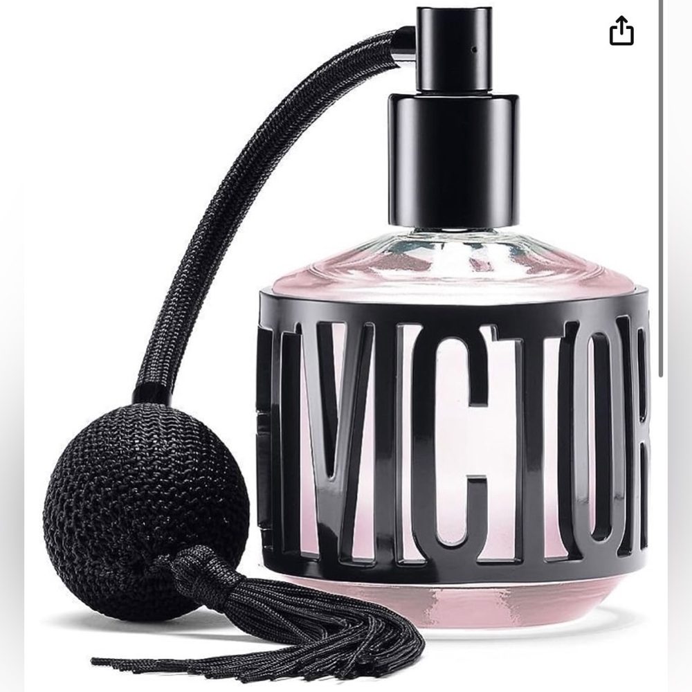 Victoria Secret Love me Perfume